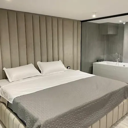 Apartment Luxury Loft Tirana