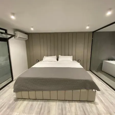 Luxury Loft * Tirana